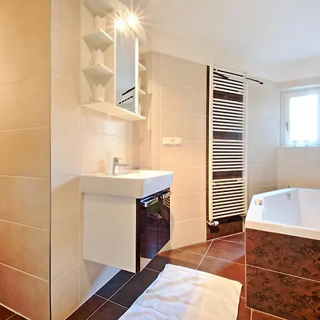 Visit In Apartmán