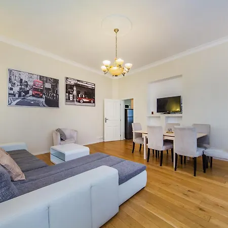 Visit In Apartmán Praha